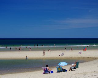 Head of the Meadow Beach photo showing the sandbar that runs along many of the popluar Cape Cod beaches while Cape Cod camping 